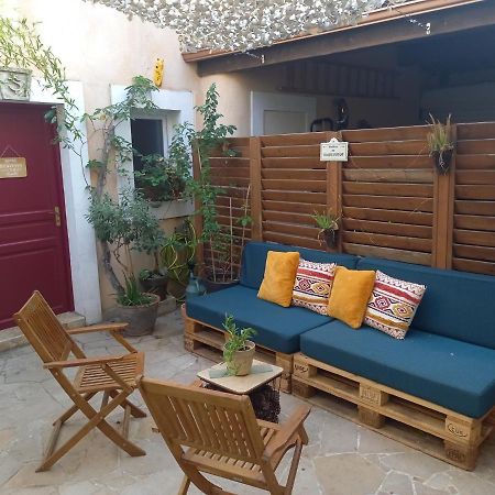 studio cosy à 10 minutes de Nîmes Bouillargues Exterior foto