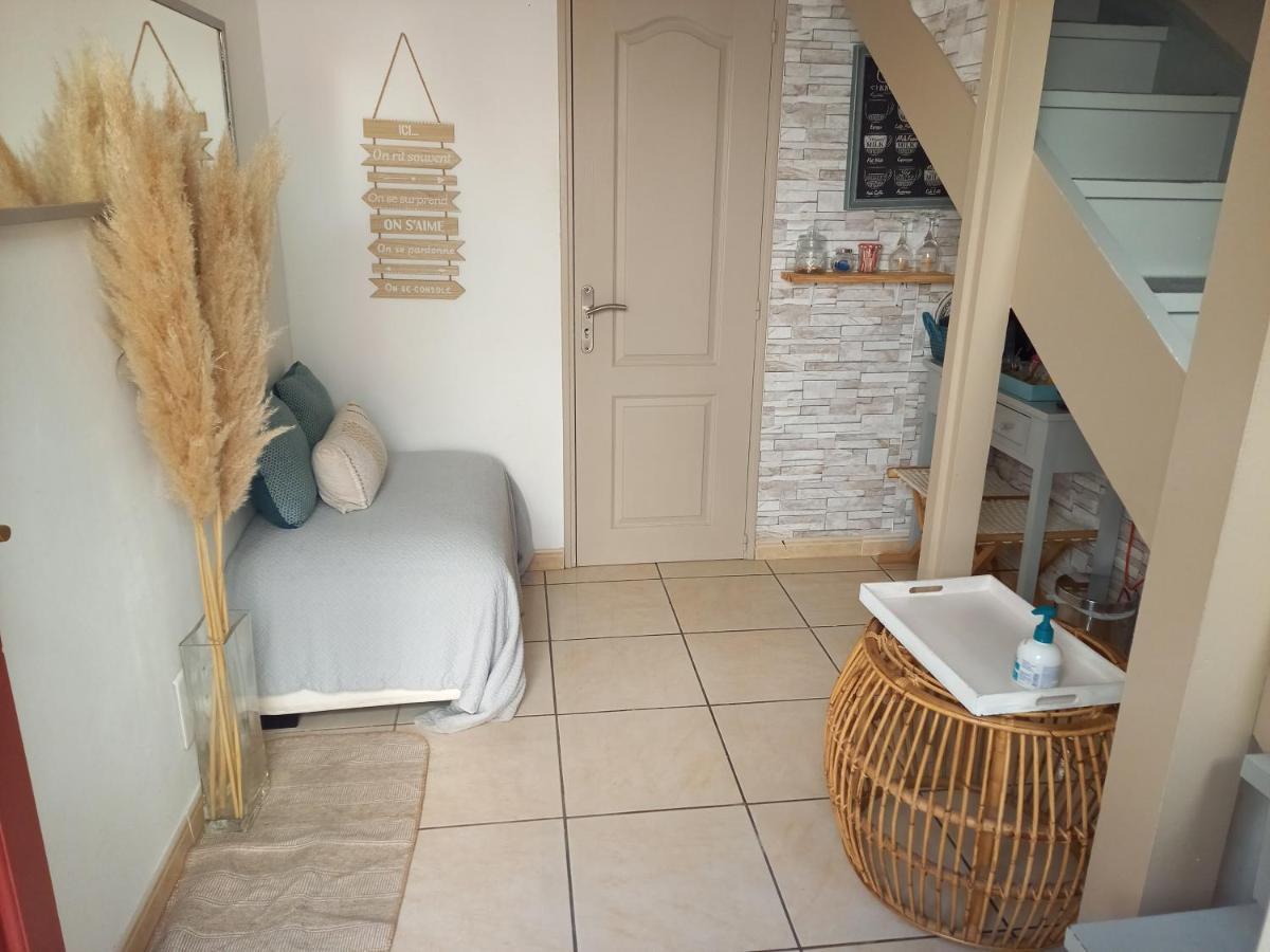 studio cosy à 10 minutes de Nîmes Bouillargues Exterior foto